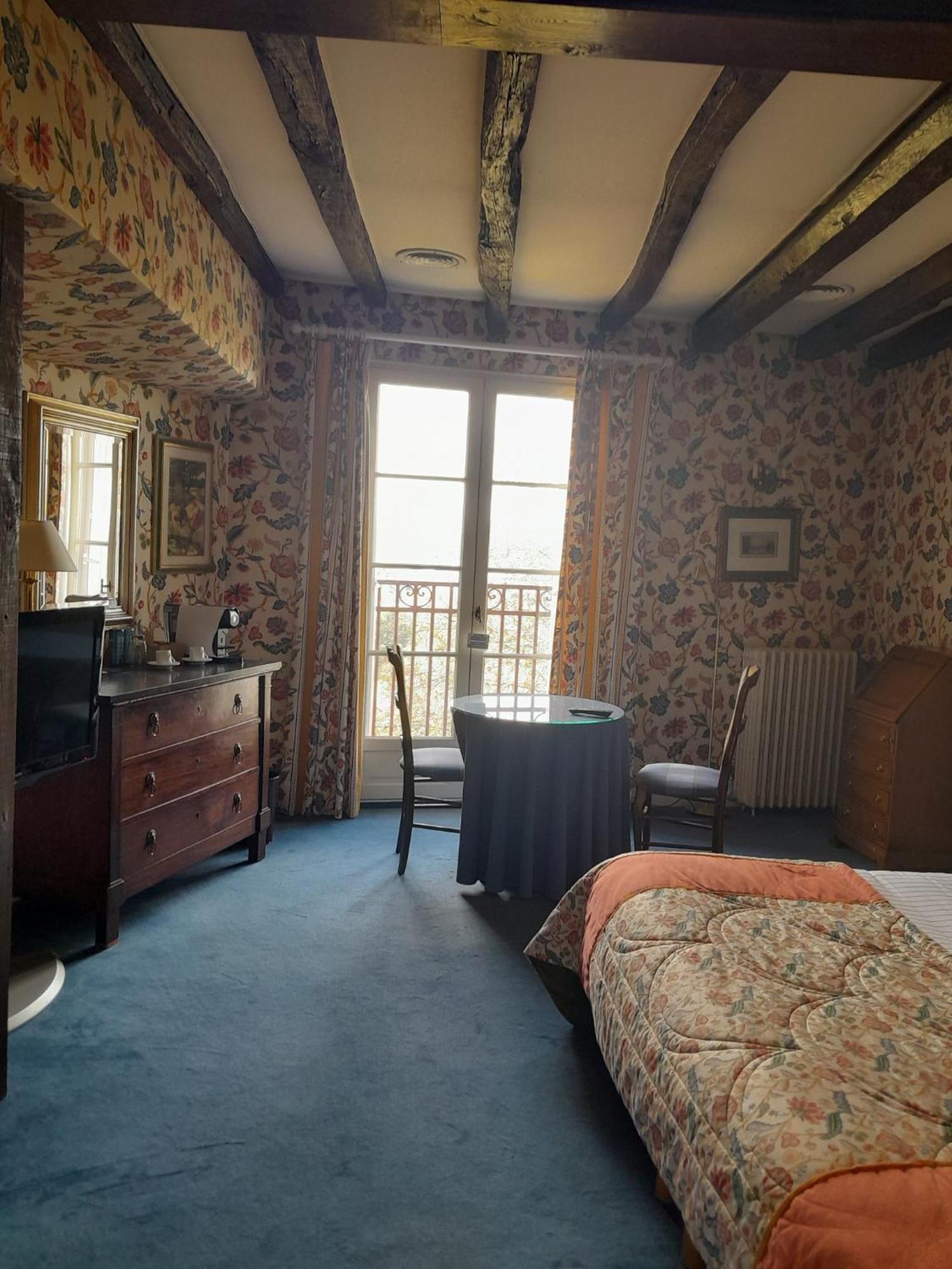 Chateau De Castel Novel Boutique Hotel Varetz Exteriör bild